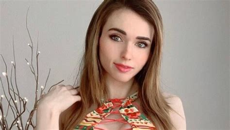 amorath nudes|Vídeos pornôs com Amouranth 